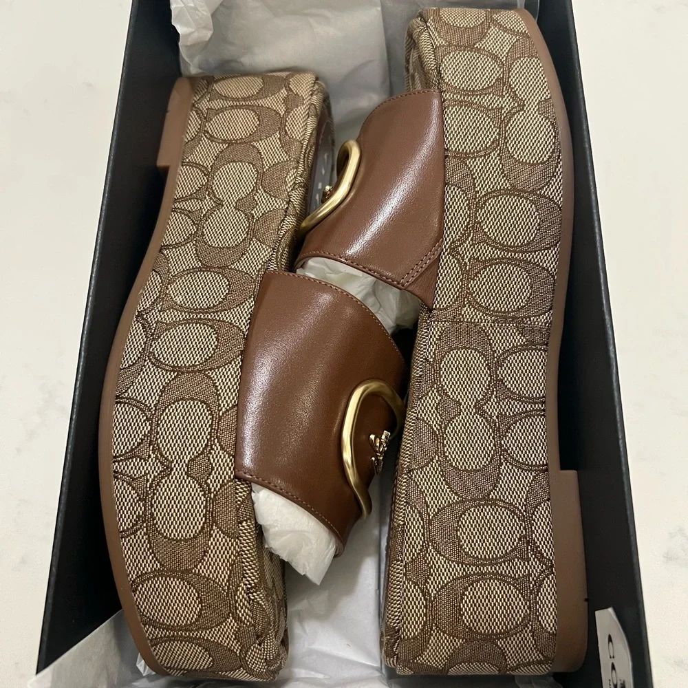 Coach Tan and Gold Logo Slides - Picture 7 of 15